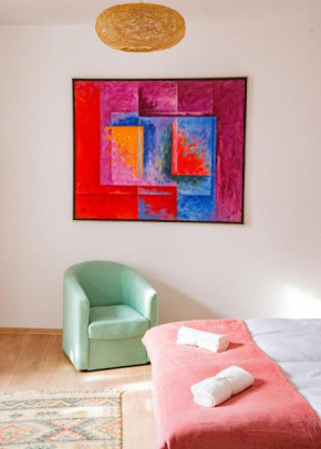 Little Art House